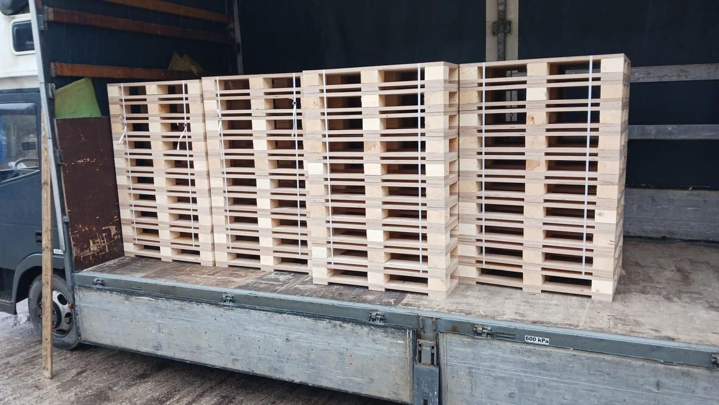 Pallet 80 × 100 cm, 1,500 kg
