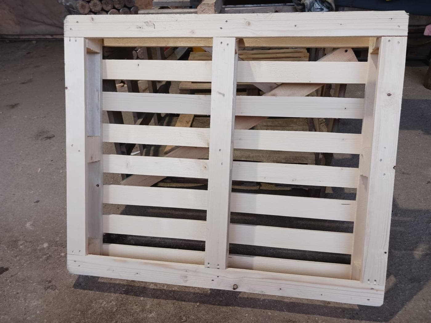 Anglo pallet, perimeter base, 100 × 120 cm, 1,000 kg