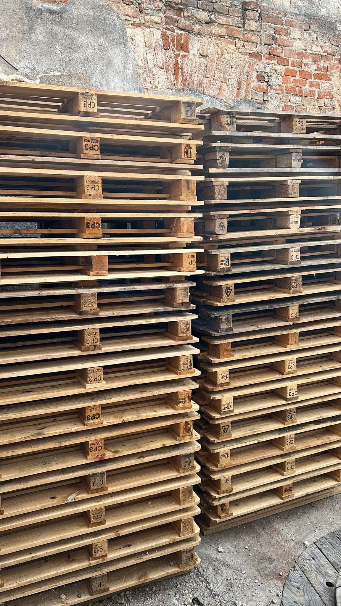 CP chemical pallets in stock at MMLES