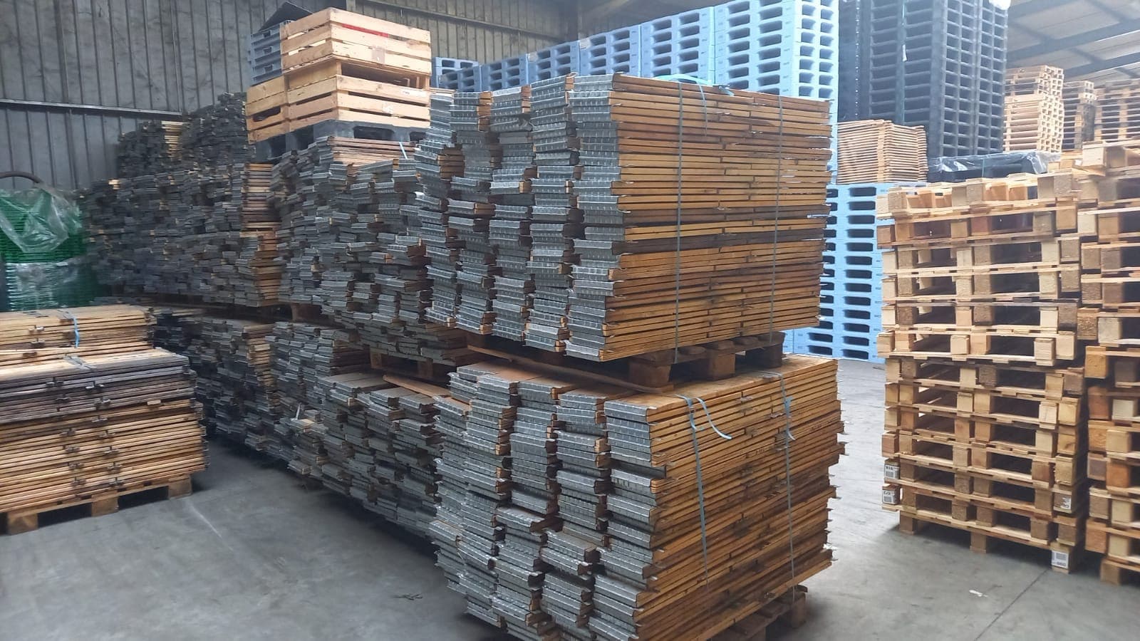 Used pallet collars in the warehouse